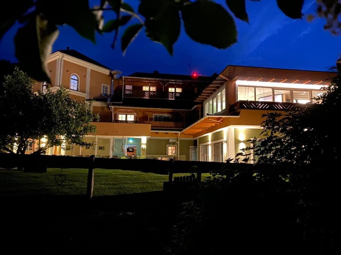Landhotel Timmerer Moderbrugg Luaran gambar